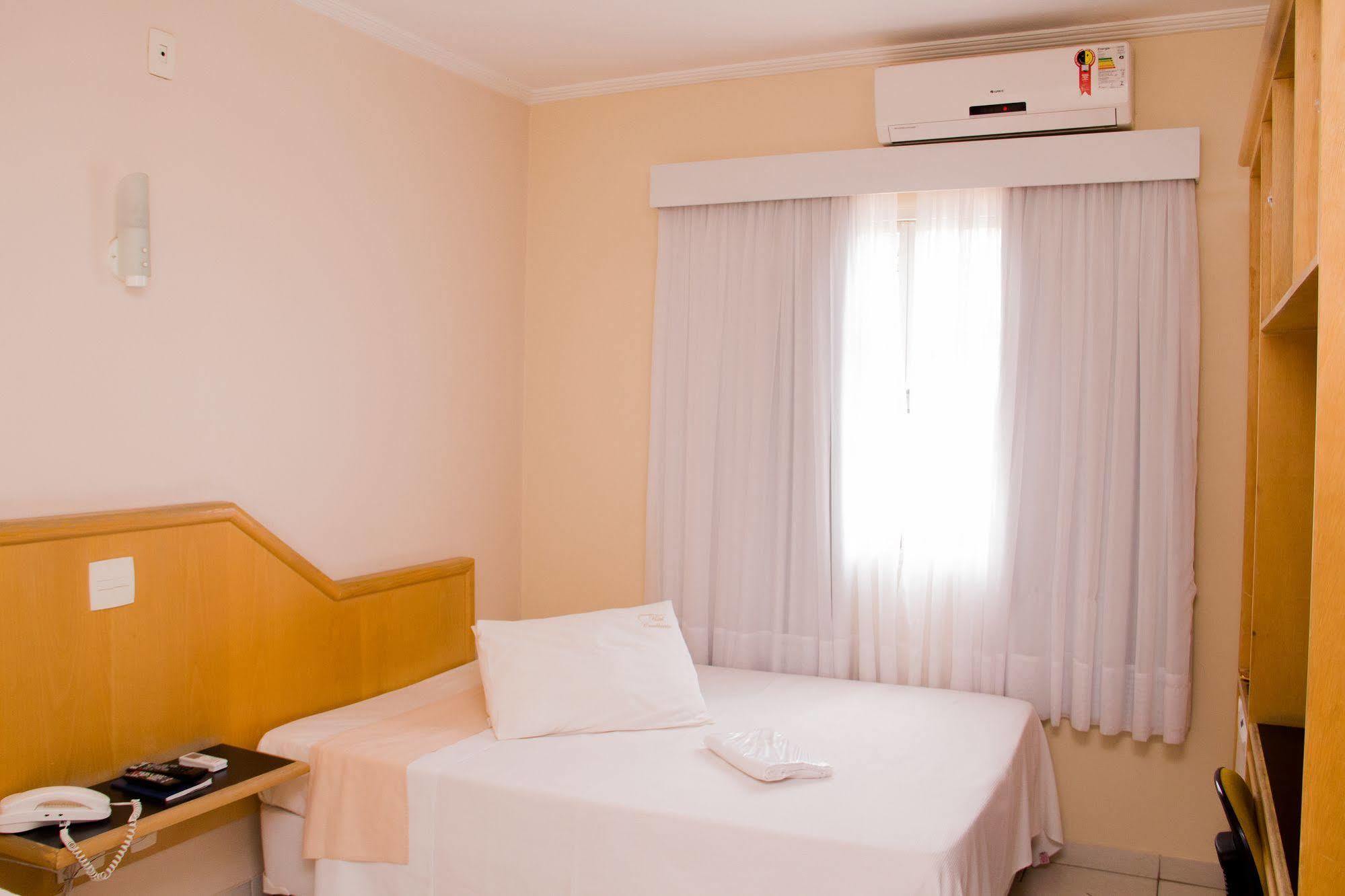 קמפינאס Hotel Casablanca מראה חיצוני תמונה